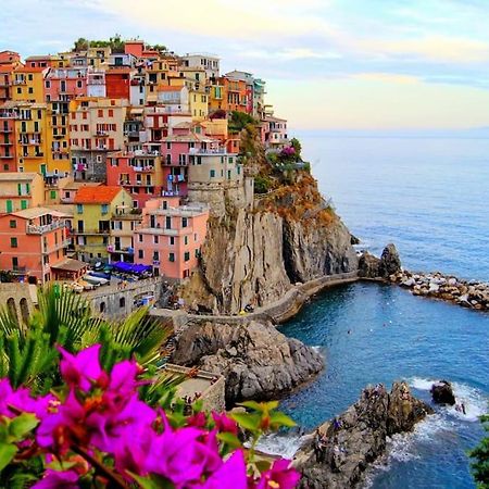 Casa Sofia La Spezia Apartment ภายนอก รูปภาพ